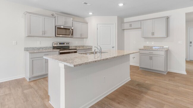 111 Greenbrier Way, Stoneville, NC 27048 - photo 6