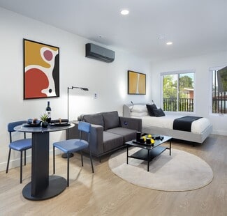 1427 Barry Ave, Los Angeles, CA 90025