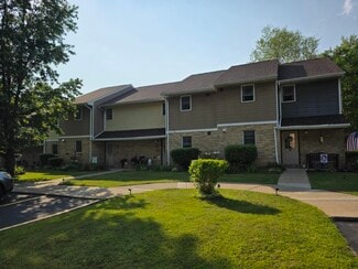 215 Seneca Woods Dr, Seneca, PA 16346
