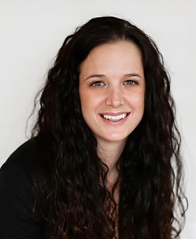Julia Lynch