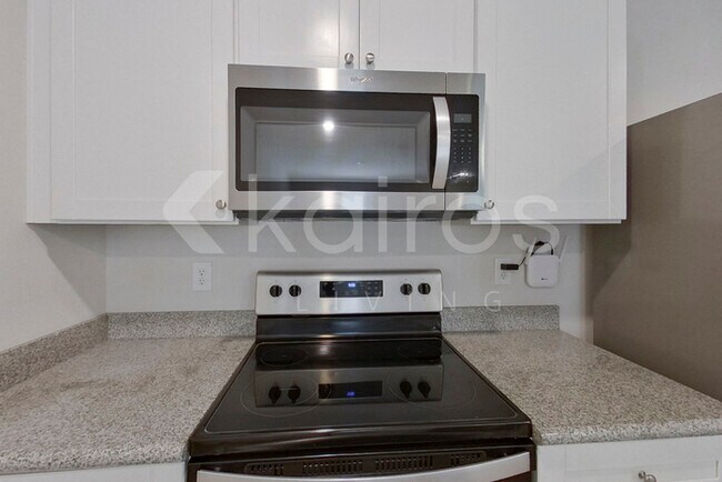 389 Monarch Ln, Pensacola, FL 32503 - photo 6