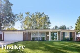 3 Edgestone Ct, Florissant, MO 63033