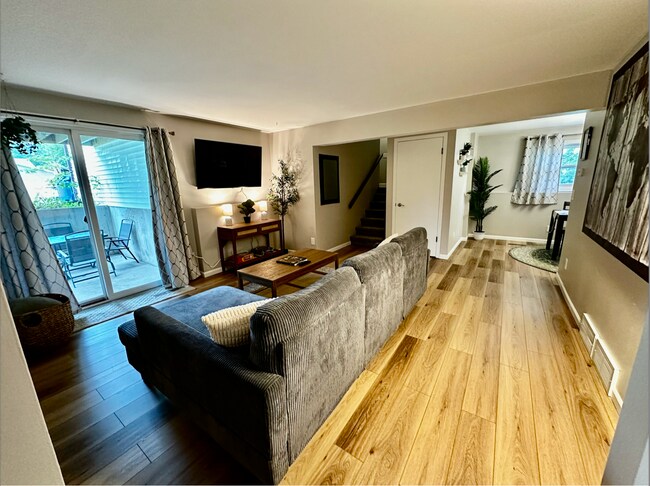 5801 Williamsburg Way unit 5803, Fitchburg, WI 53719 - photo 7