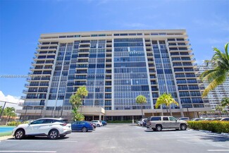 2017 S Ocean Dr Unit PENTHOUSE OCEAN VIEW FURN, Hallandale Beach, FL 33009