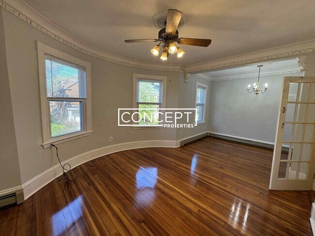 11 Chilcott Place unit 2, Jamaica Plain, MA 02130 - photo 5