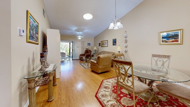 2641 Gately Dr W unit 102, West Palm Beach, FL 33415 - photo 2