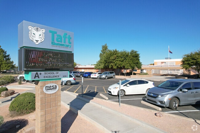 Mesa's Taft Elementary is home of the White Tigers!