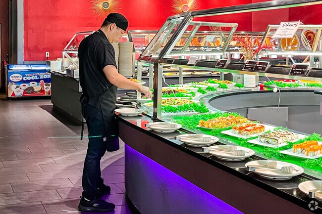 Sakura in North Brunswick, NJ is a fresh, fast, and delicious lunch spot.