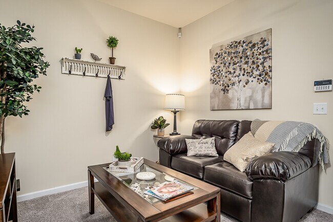 310 W 9th St unit 304, Cookeville, TN 38501 - photo 3