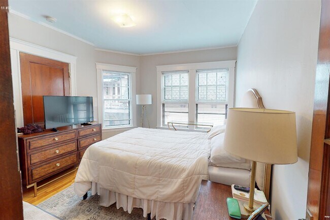 9 Story St unit 2, Cambridge, MA 02138 - photo 6