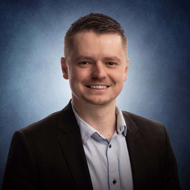Agent Photo
