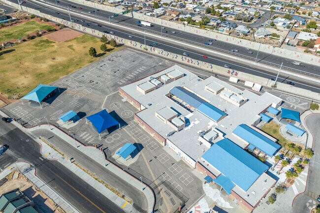 There are 32 equivalent full-time teachers at O K Adcock Elementary School.