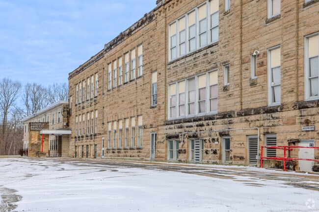 South Amherst Middle School, Amherst
