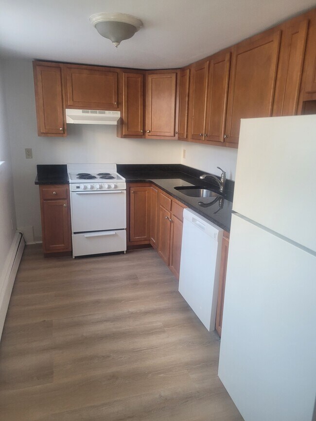 49 Saint Stephen St unit 41 A, Boston, MA 02115 - photo 6