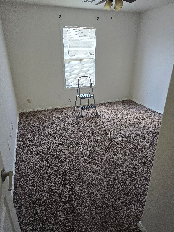 63050 E 285 Ct unit D, Grove, OK 74344 - photo 7