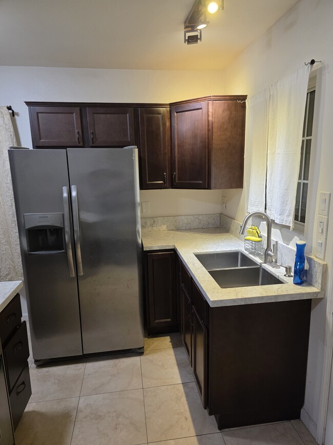 770 E 12th St, Pomona, CA 91766 - photo 4