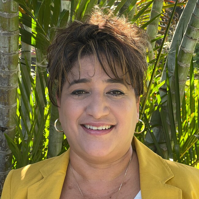 Ana Moore