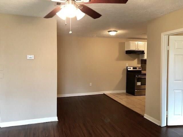 126 Gulf Pump Rd unit C, Crosby, TX 77532 - photo 5