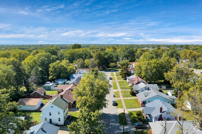 Hill Crest offers affordable homes, a quiet atmosphere, and easy access to I-72.