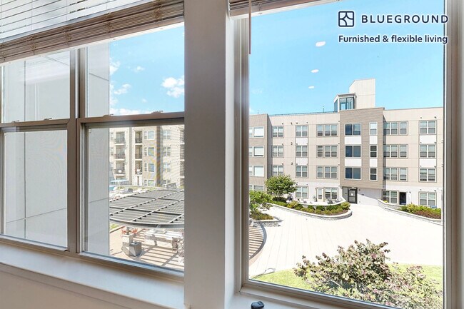 79 Alexander St unit FL2-ID1802A, Yonkers, NY 10701 - photo 4