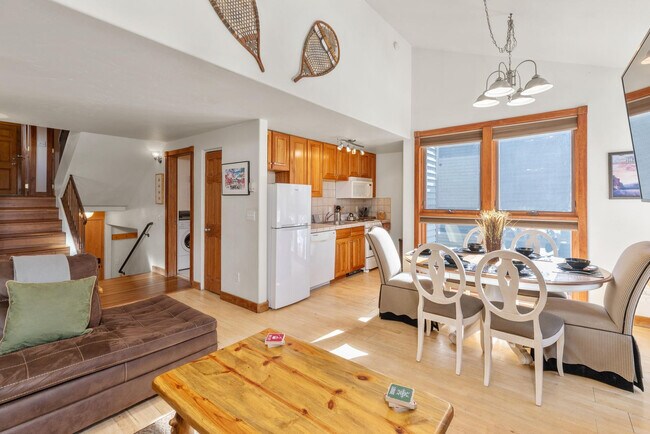 747 W Pacific Ave unit ID1324979P, Telluride, CO 81435 - photo 2