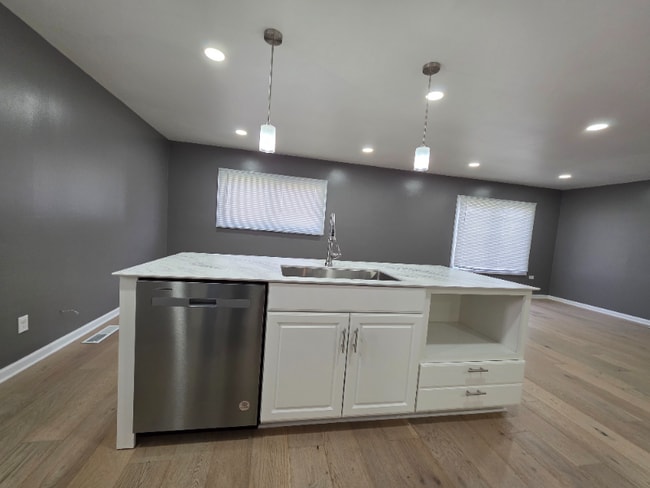 310 Merrill Ave, Calumet City, IL 60409 - photo 4