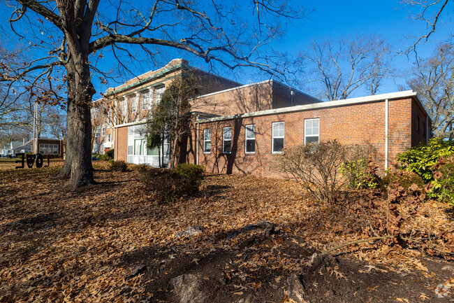 Armstrong Elementary School for the Arts