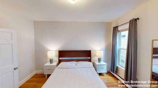 59-61 Hillside St unit 2, Boston, MA 02120 - photo 3