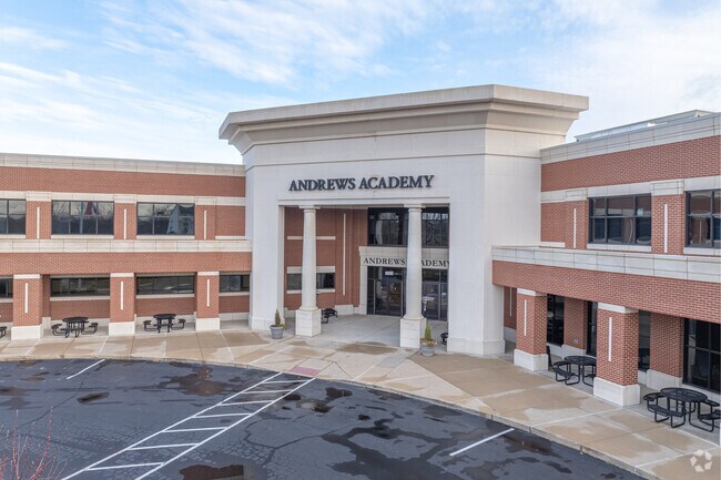 Andrews Academy Lake Saint Louis was established in 2005.