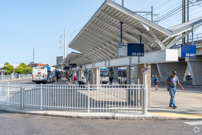 The Bridgeport bus terminal is a short trip from Stratfield Village providing easy transport.