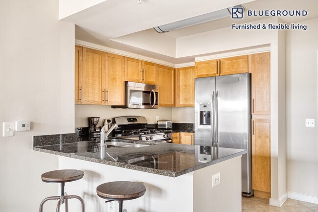 550 14th Rd S unit FL15-ID397, Arlington, VA 22202 - photo 6