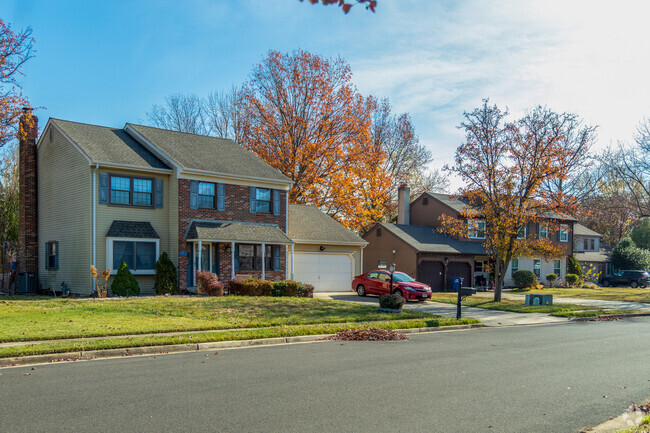 Neighbors often have ample space for yard use in Devonshire.