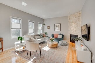 8915 Datapoint Dr Unit 81B, San Antonio, TX 78229