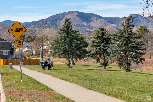 The paved path that runs through Blue Heron Park in Foothill Green makes dog walking a breeze.