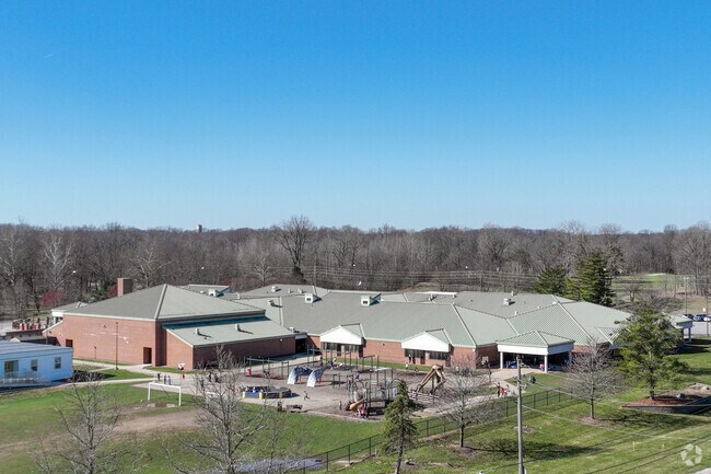 Forest Glen Elementary School