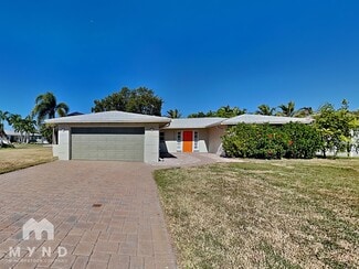 10100 Paradise Blvd, Treasure Island, FL 33706