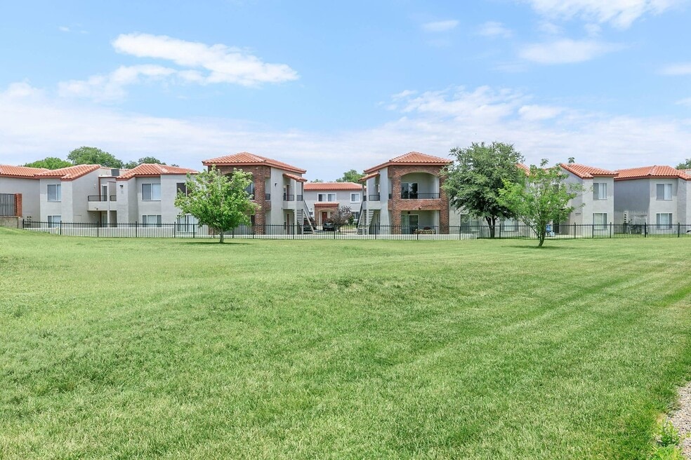 Villas of Briar Ridge, Roswell, NM 88201 - photo 1
