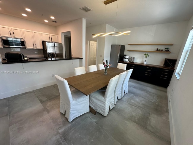 2662 SW 118 Rd, Miramar, FL 33025 - photo 2