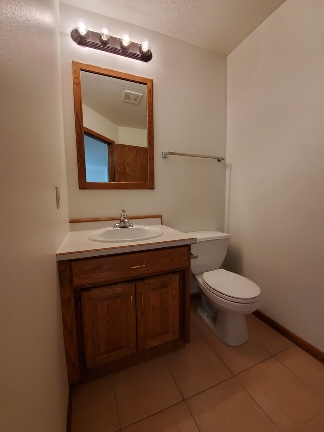 Tucker Pointe Townhomes, Fargo, ND 58103 - photo 7