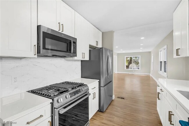 3211 W 121st St unit 1, Cleveland, OH 44111 - photo 7