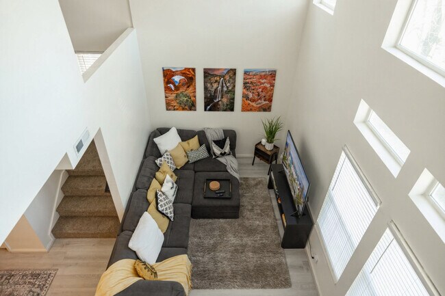 924 Lowell Ave S unit ID1249884P, Salt Lake City, UT 84102 - photo 2