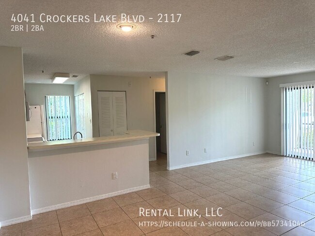 4041 Crockers Lake Blvd unit 2117, Sarasota, FL 34238 - photo 2