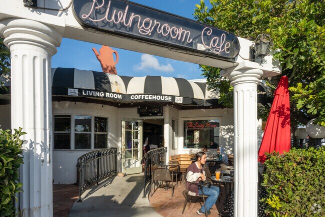 El Cerrito locals grab breakfast or lunch at the funky-chic Living Room Coffeehouse.