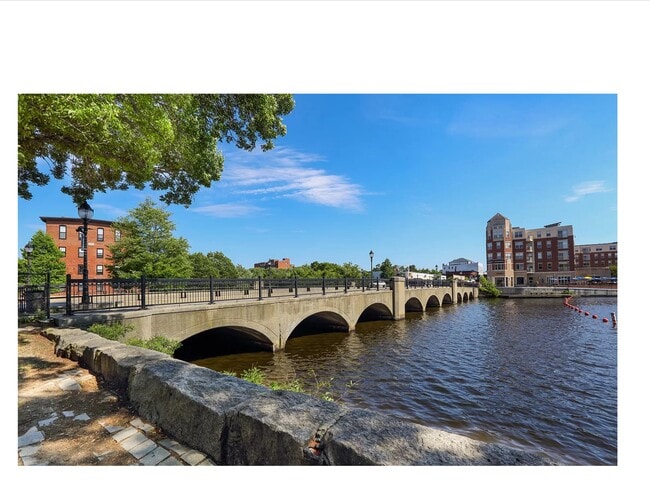 16 Maple St unit 4, Waltham, MA 02453 - photo 2