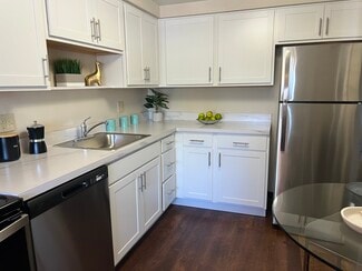 5305 Northfield Rd, Bedford, OH 44146