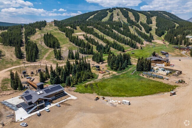 Eldora Mountain Resort is the closest seasonal ski resort to Boulder.