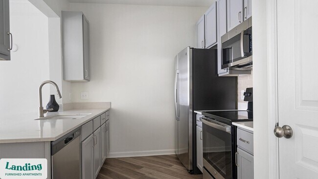 1017 Umstead Hollow Place unit 1315.1407565, Cary, NC 27513 - photo 6