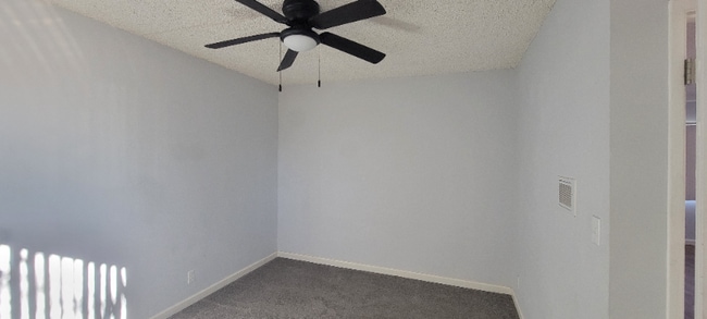 19170 Ca-18 unit 19170 US Highway uni, Apple Valley, CA 92307 - photo 5