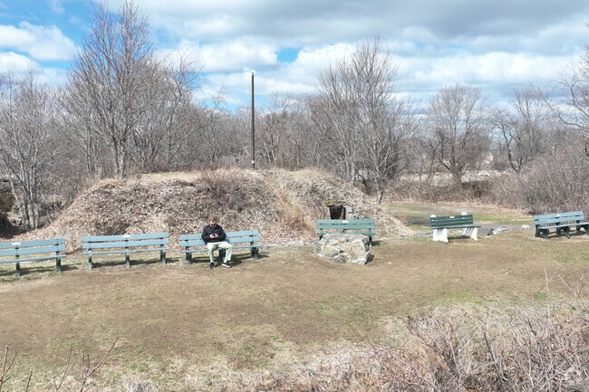 Experience the pleasure of overlooking Cat Cove from Salem Willows.