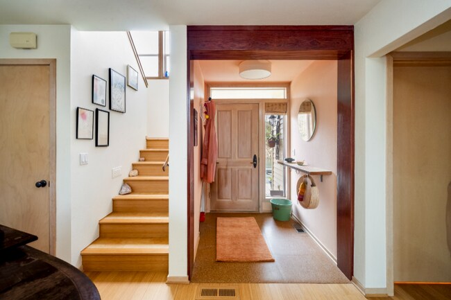 17617 NW Sauvie Island Rd, Portland, OR 97231 - photo 4